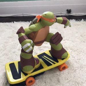 Large size 🐢 turtle ninja with skateboard 🛹